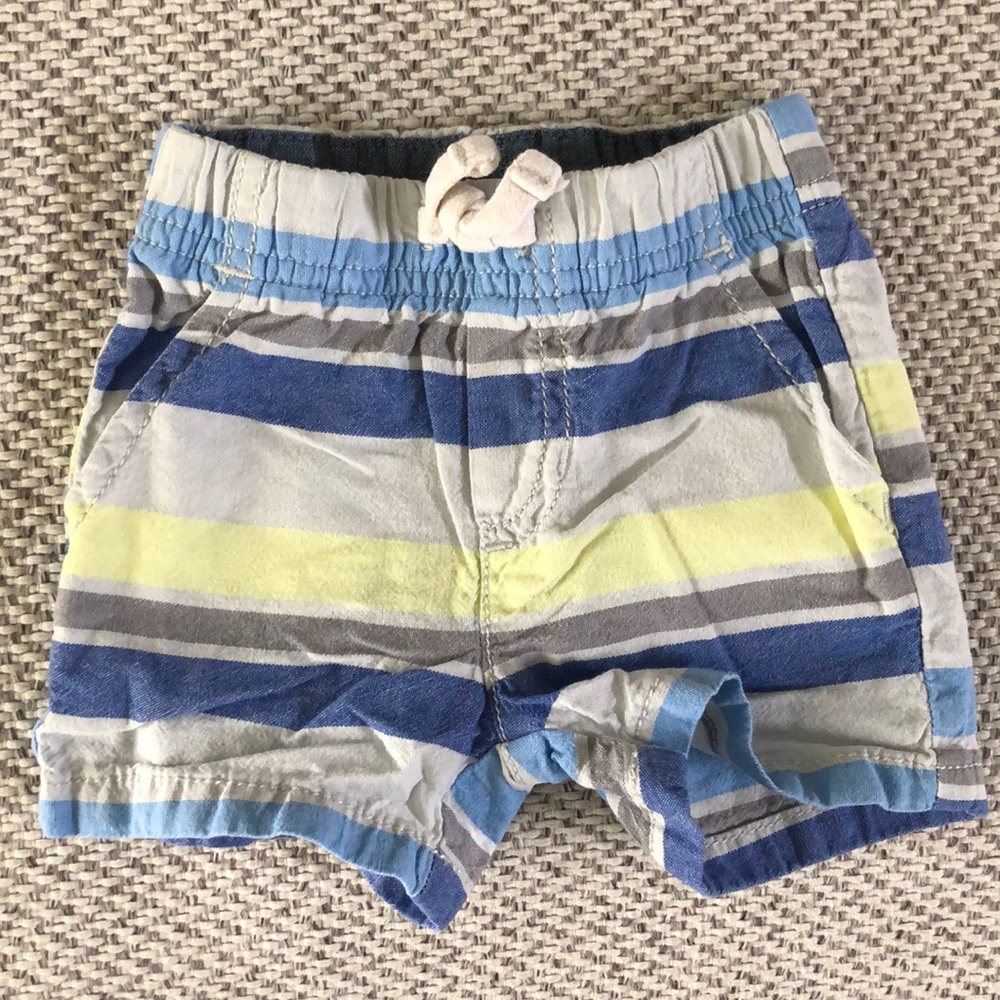 Gymboree baby boy shorts.